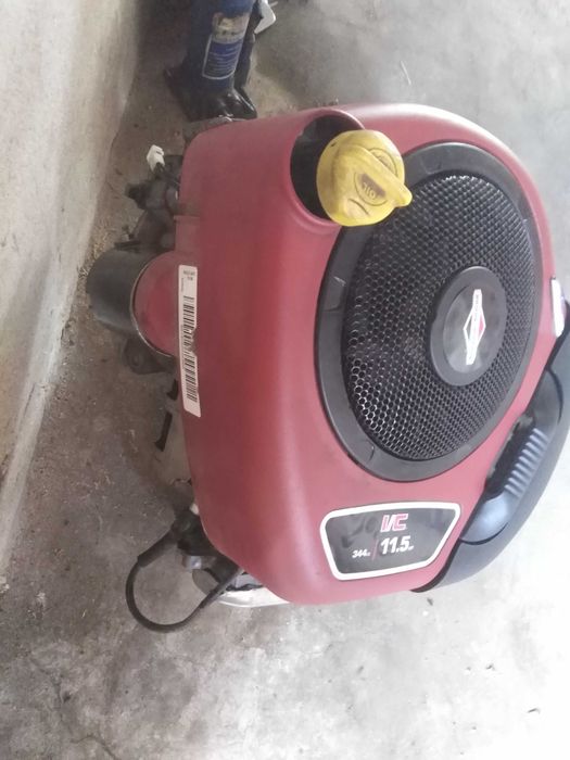 Двигател 11.5 BRIGGS & STRATTON