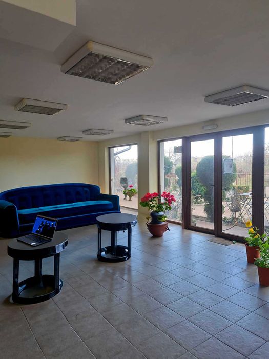 Дава се под наем Офис в Банско - 111 кв.м за 663 € - Снимка #4