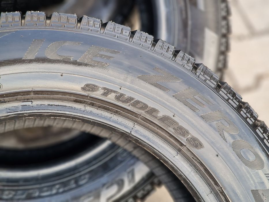 205 60 16 Pirelli 2бр.