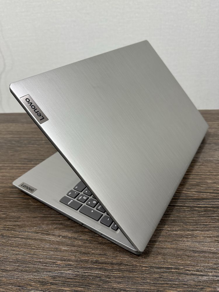 мощный 4-х ядерный Lenovo IdeaPad 3, для офисных программ