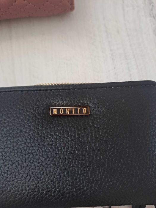 Дамски портмонета