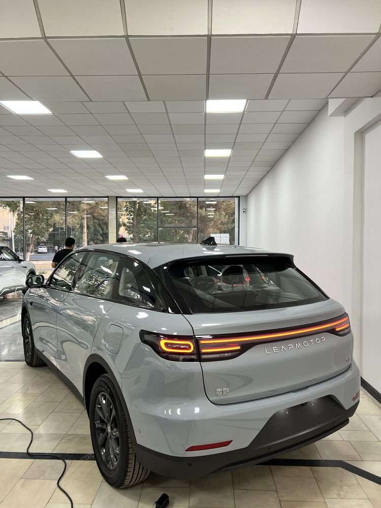LeapMotor C11 HYBRID Smart 300Km