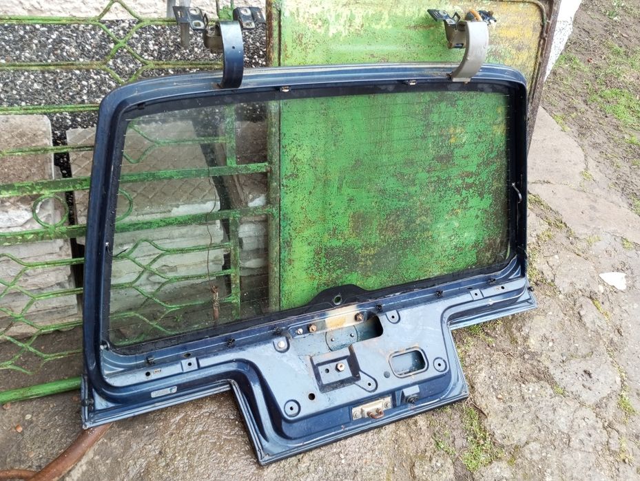 Задна врата (5та) за БМВ Е30 комби