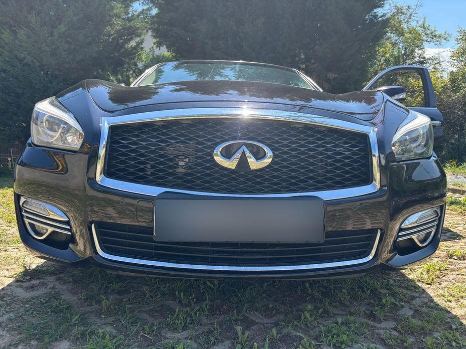 Infiniti Q70 Infiniti Q70 • 2016 • 2.2 Diesel • 170 CP • Euro 6 • Cutie Automată