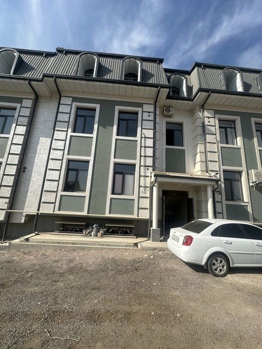 Navastroyka dupleks kvartira sotiladi zamona to'yxona bitonka