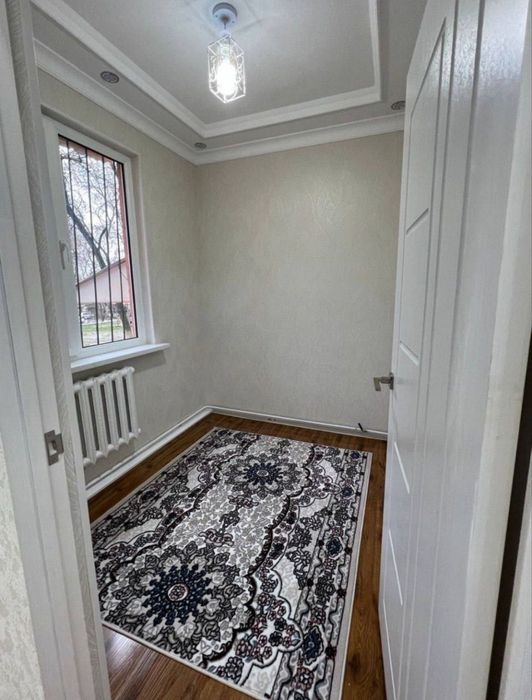 Срочно продаётся 3-комнатная квартира в Олмазорском районе.