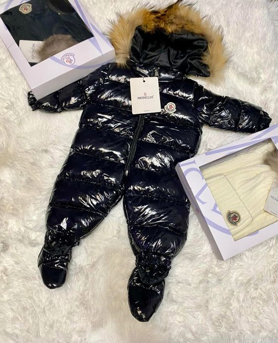 Combinezon copii Moncler cu blana naturala