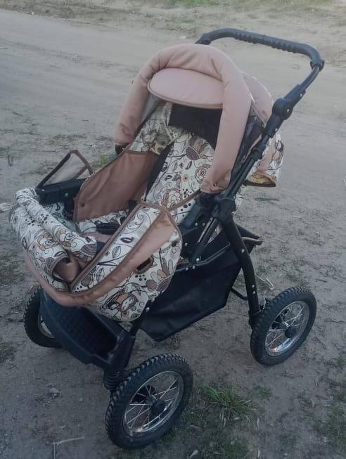 Продается Детская коляска