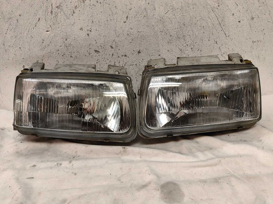 Оригинални фарове  Vw Polo