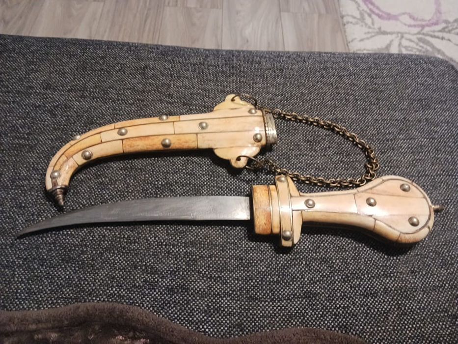 Cutite vechi de colecție