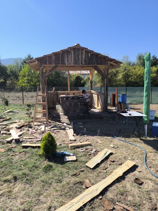 Продавам парцел.