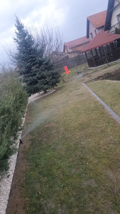 Strangem frunze Golire sistem irigatie, amenajări grădini, gazon rulou