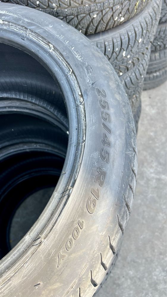 Летни Гуми 255/45/19 Предни 285/40/19 Задни PiReLLI P ZERO