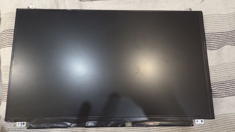 Матрица 15.4 инча