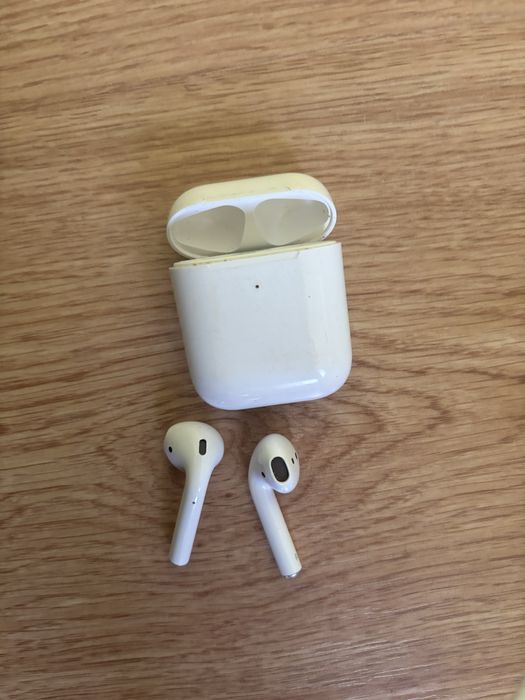 airpods pro 2  aproape noi