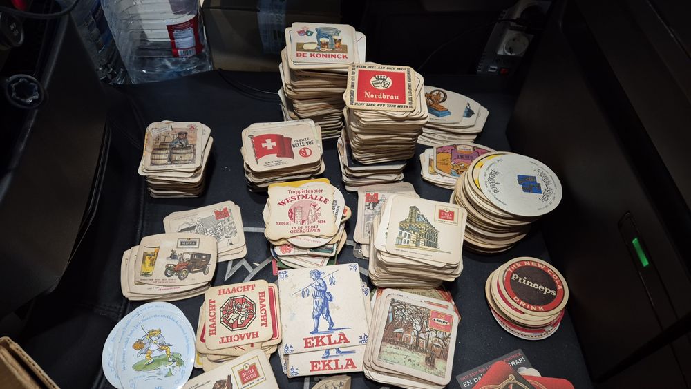 Cartonașe suport pahar