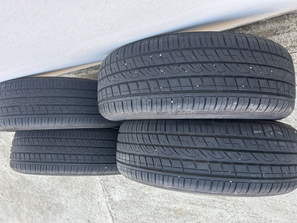 Anvelope vara 215/65/16 ca noi  dot 4523