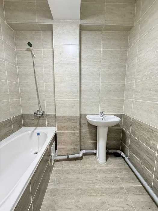 Yunusobod-18, 2 xonali, yevro ta’mirlangan, g‘ishtli uy, Sayram’