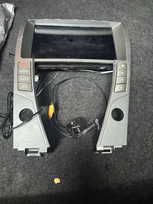 Продам андройд сенсорный магнитолла на Лексус ES 350