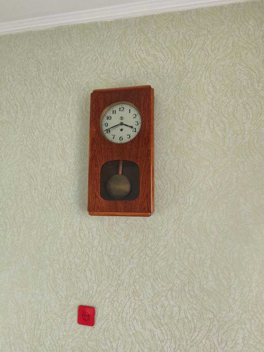 Часы настенные механические