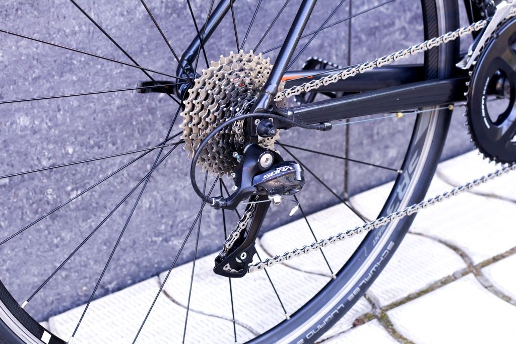 Шоссейный велосипед Giant Contend 1 2020