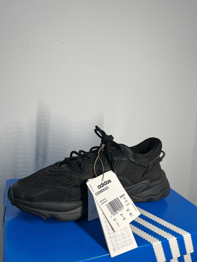 Adidas ozweego.