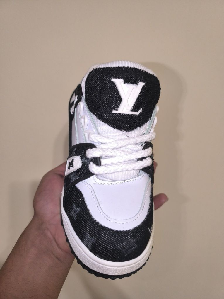 Louis Vuitton skate maxi black ultimate verificare colet