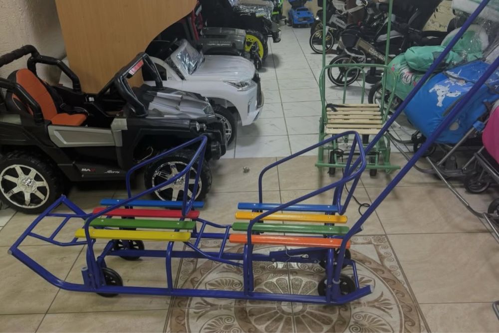 Екі орыншы шана, санки для близняшек