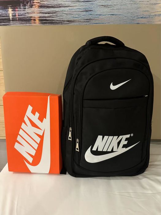 Rucsac Nike, dimensiune mare 52 cm
