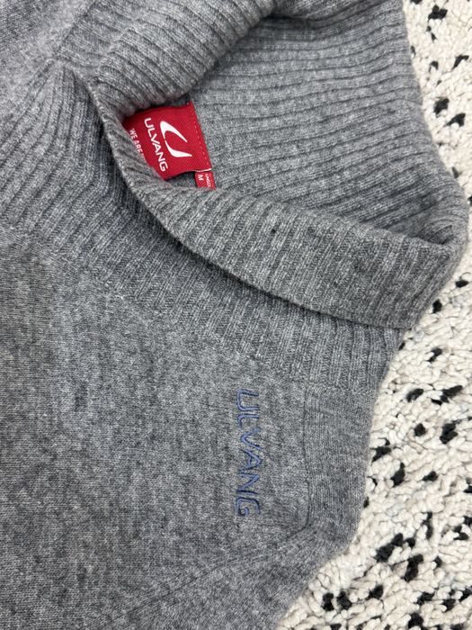 Вълнен пуловер ULVANG . Размер М