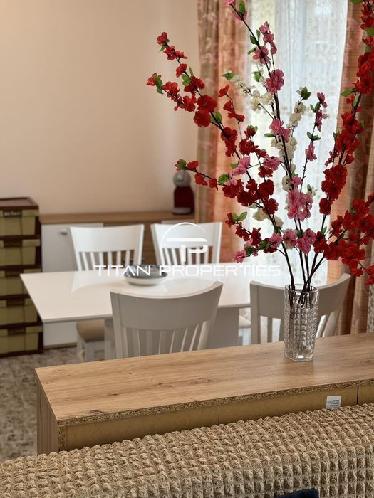 Продава се Двустаен апартамент в Бургас, Възраждане - 93 кв.м за 1721 €/кв.м - Снимка #1