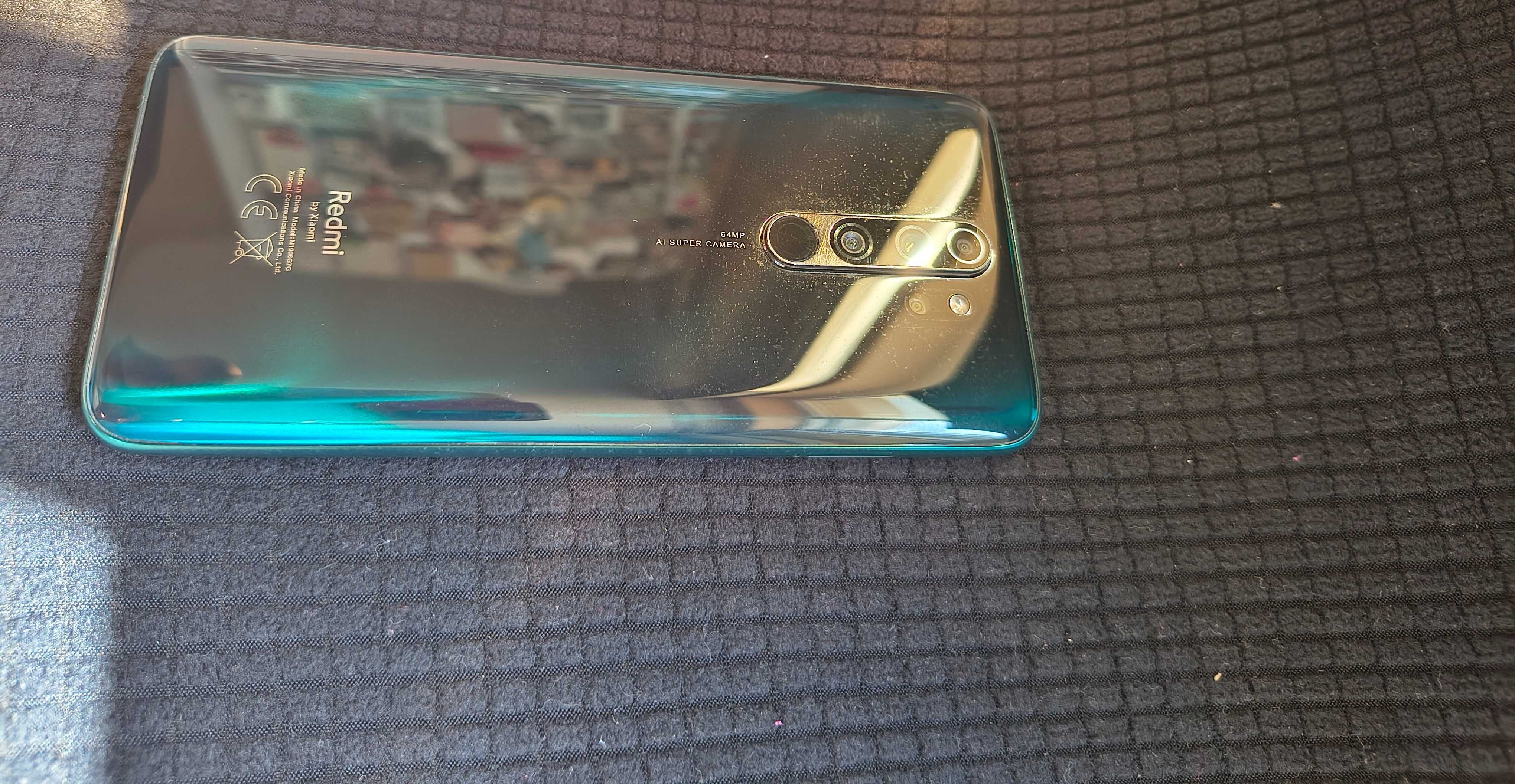 Продавам смартфон Xiaomi Redmi Note 8 Pro