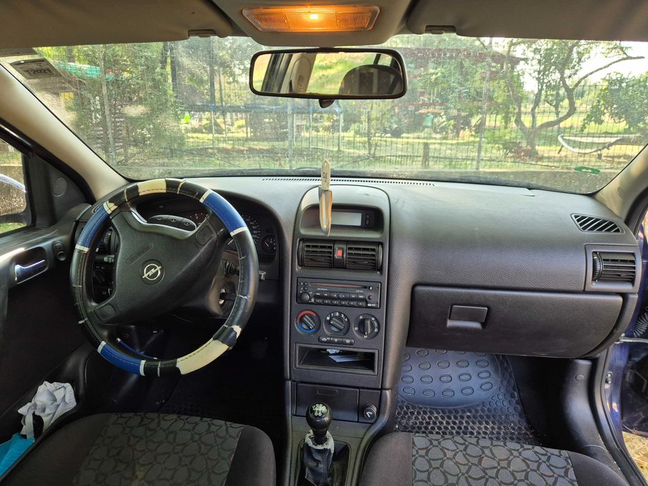 Opel astra g 1.6 , vand/ dezmembrez