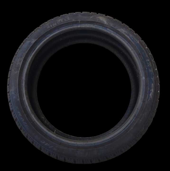 PIRELLI SOTTOZERO гуми 2бр. 225/40/18