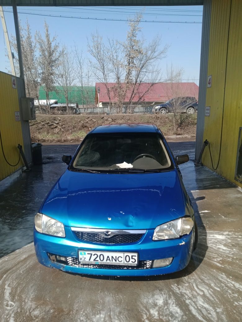 Mazda 323 продам в хорошем состояни