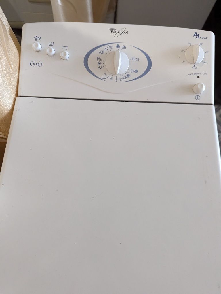 Пералня whirlpool с горно зареждане