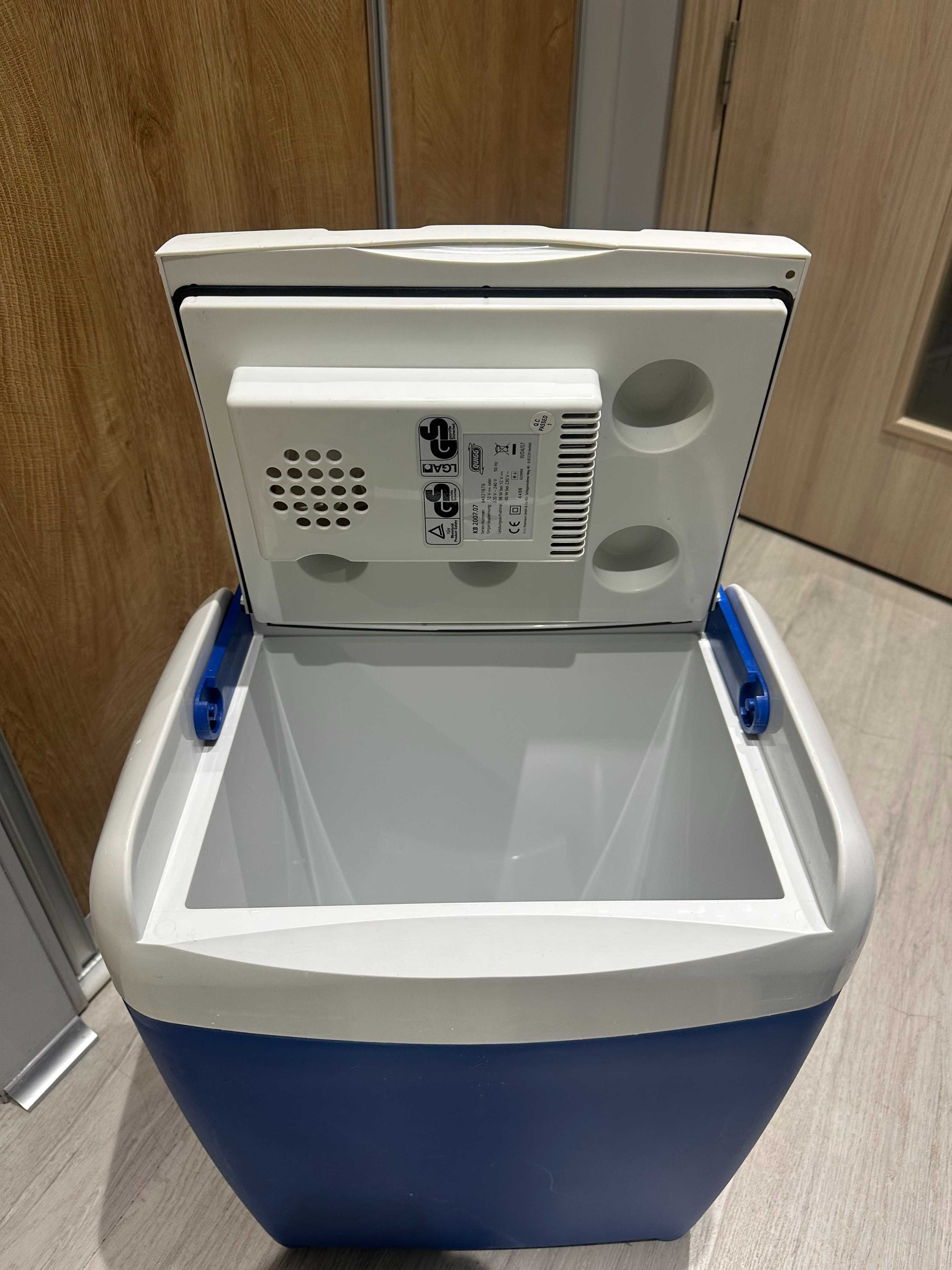 Хладилнa чанта Quigg - , 32л, 12V-220V студено