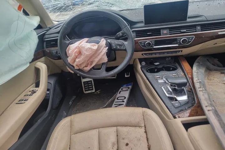 dezmembrez Audi A4 B9 4X4 motor 2.0TFSI  252CP CYMC  amplificator bara spate planetara grup spate