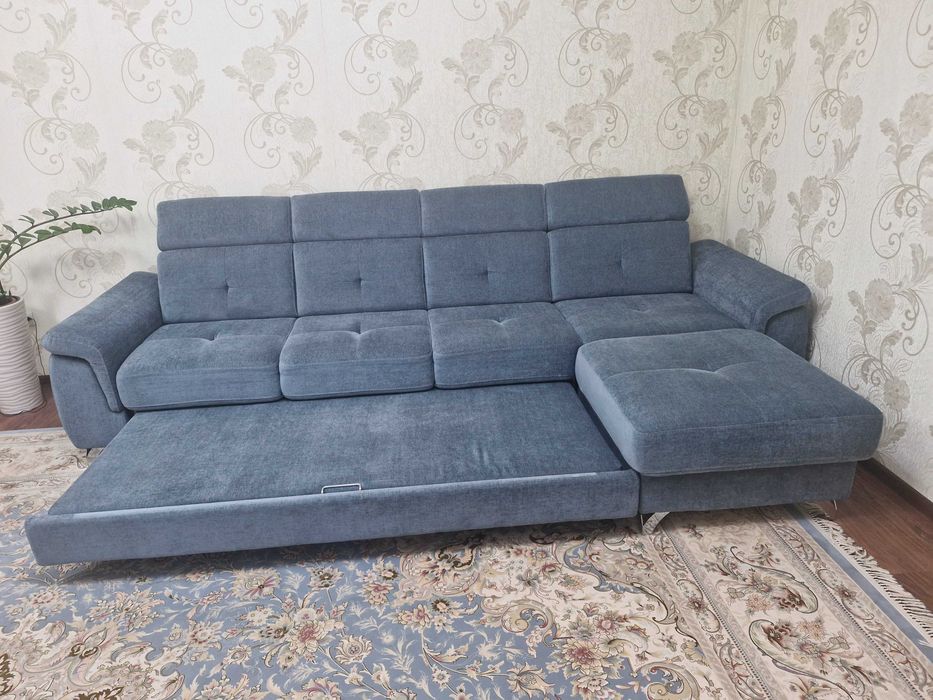 Диван новый в отличном состоянии