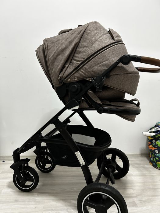 Продается коляска два в одном.