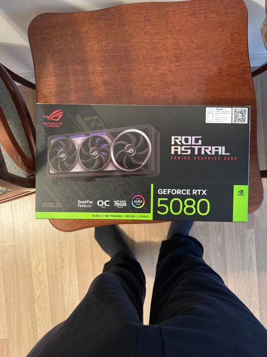 Продам видеокарту RTX 5080 Astral Edition