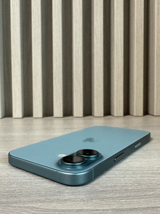 iPhone 16,exact ca NOU,128GB,Baterie 100%,Albastru Teal,liber,GARANTIE