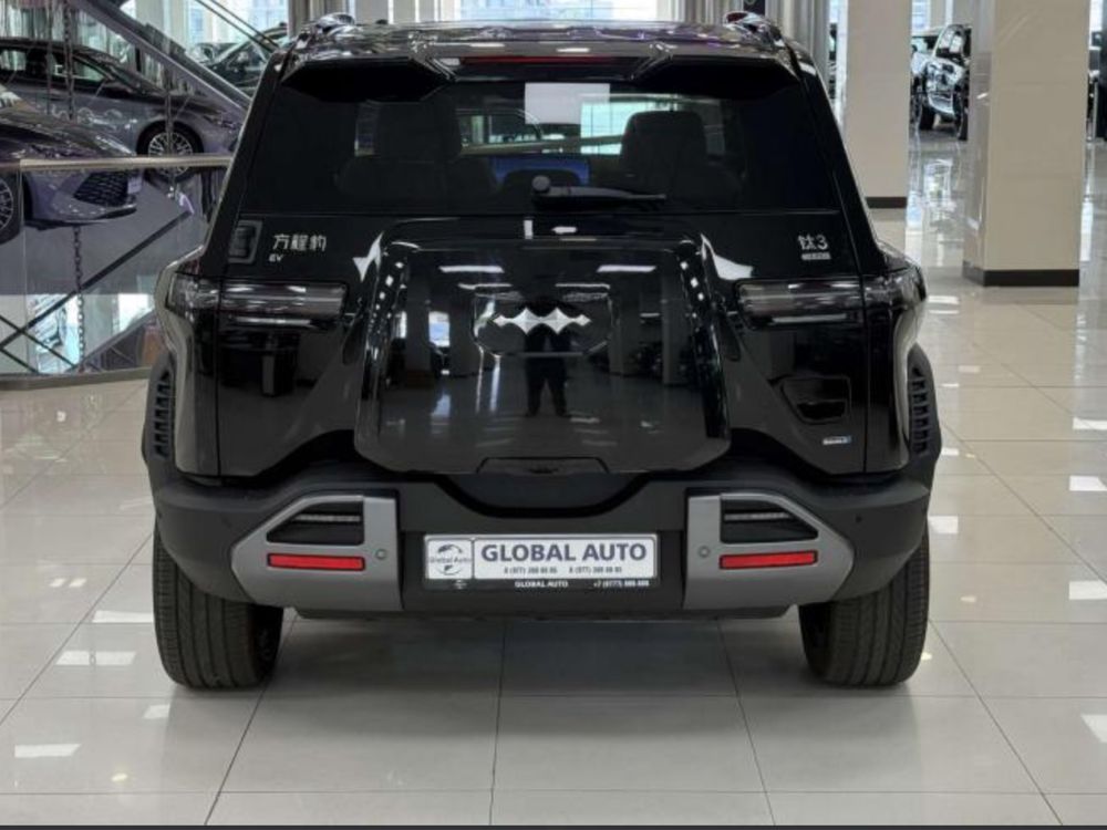 BYD -LEOPARD-3 (Titanium-3) внедорожник 442 л/с , 4WD
