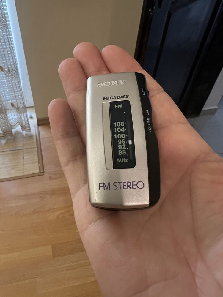 FM радио Sony Walkman