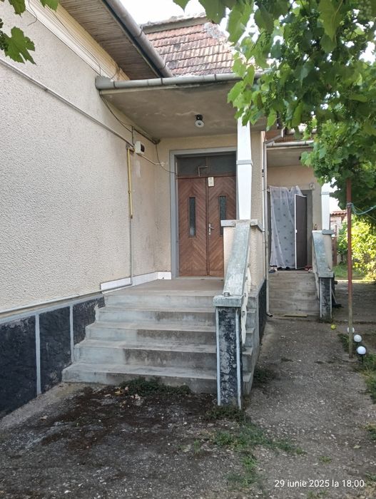 Casa de vânzare in loc.Unirea
