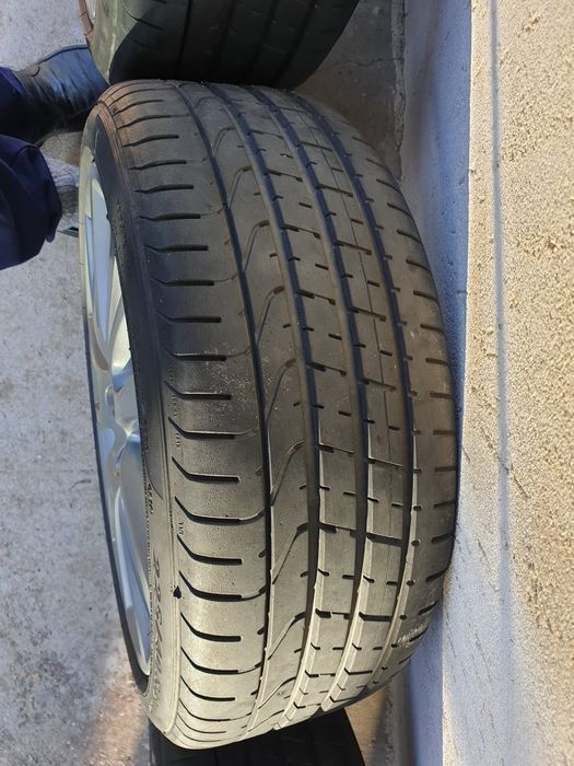 225 40 18 Pirelli vara