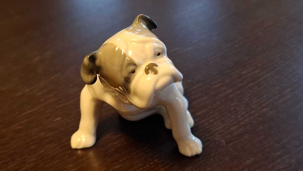 Vintage Porcelain Metzler & Ortloff Buldog