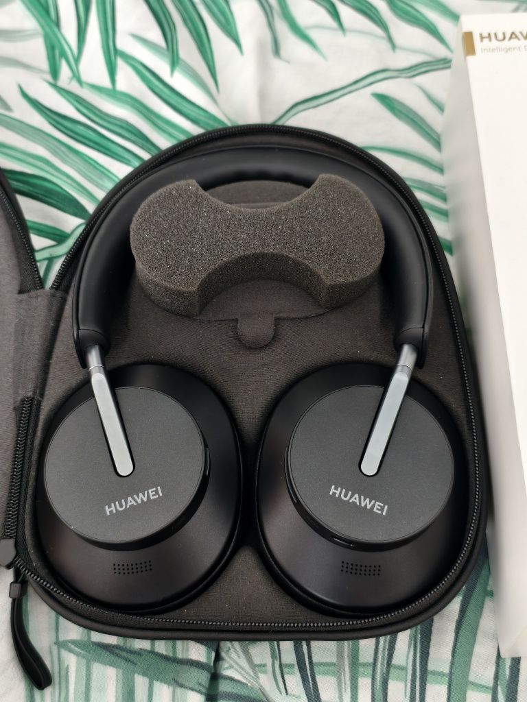 Căști Wireless Huawei Freebuds Studio impecabile