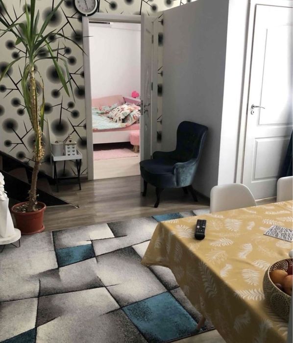 vand locuita / spatiu comercial