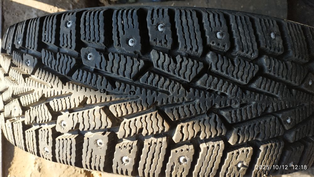 Шины комплект 4 штуки